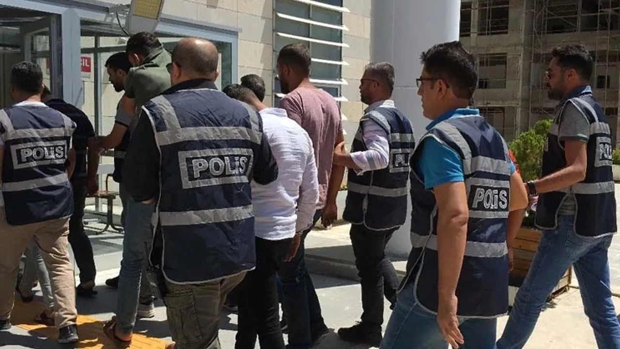  Van’da Aranan 19 kişi tutuklandı
