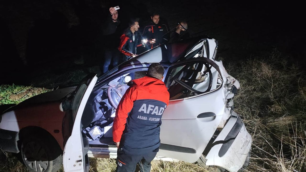 Bitlis'te feci kaza: 1 ölü, 1 yaralı