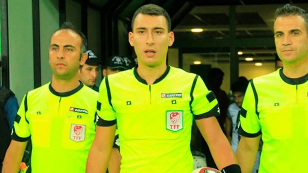 Adana Demirspor- Vanspor maçının hakemleri açıklandı