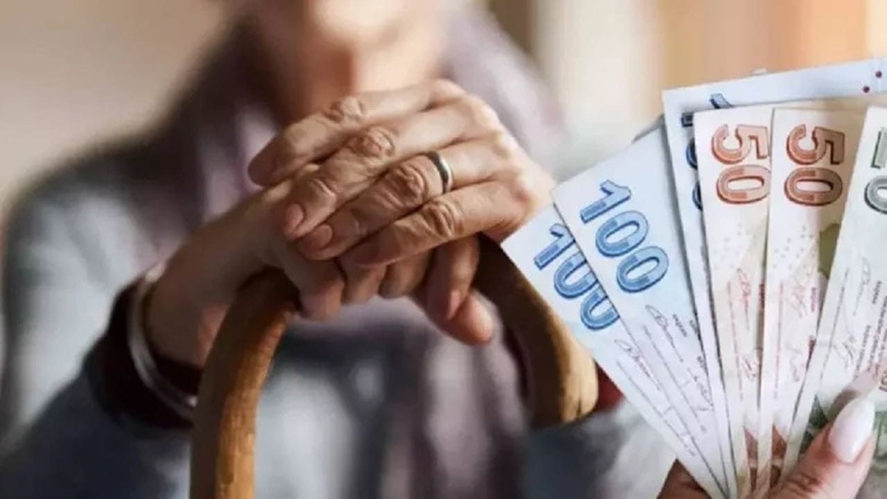 Emeklilere müjde! Maaşlar yükseliyor