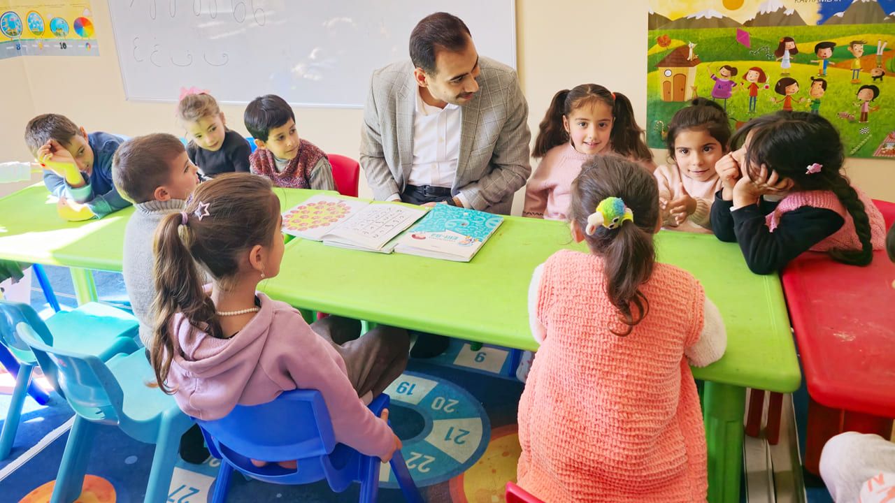 Kaymakam Türkoğlu’ndan 4-6 Yaş Kur’an Kursuna ziyaret