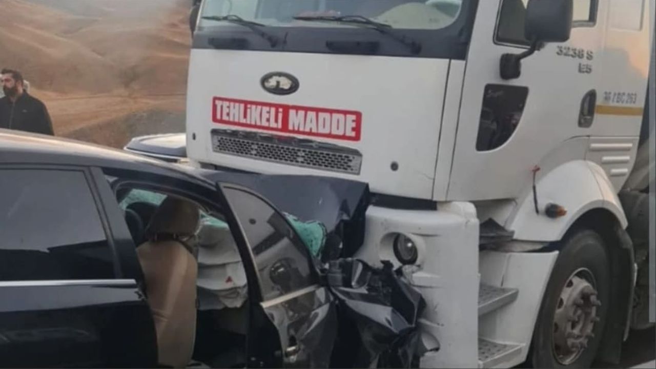 Van-Hakkari karayolunda feci kazada hayatını kaybedenlerin isimleri belli oldu
