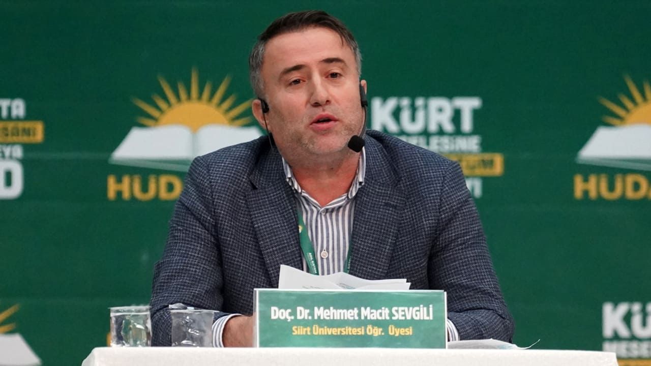 Sevgili: Kürt meselesi, öncelikle insani ve ahlaki bir sorumluktur