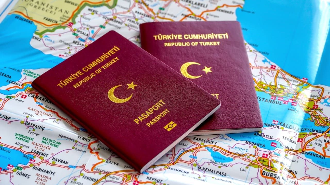 Türkiye vatandaşlarının vizesiz girişi geçici olarak askıya alındı