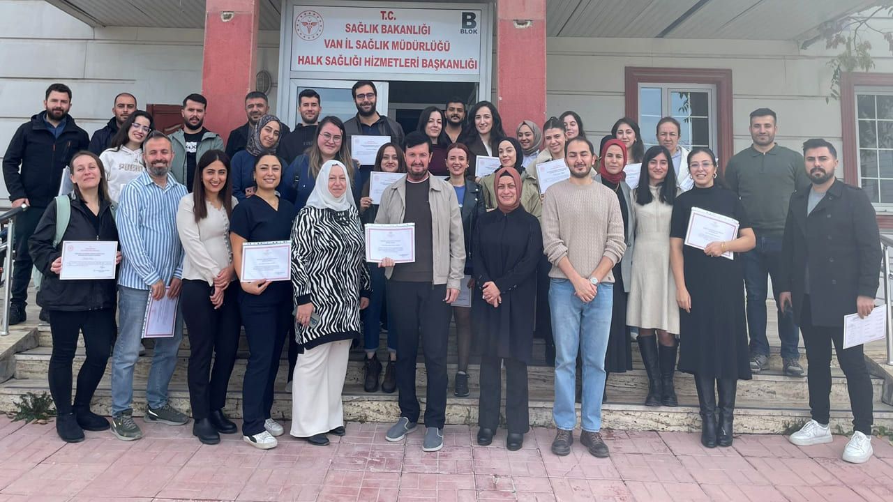Van’da 8. NRP uygulayıcı eğitimi tamamlandı