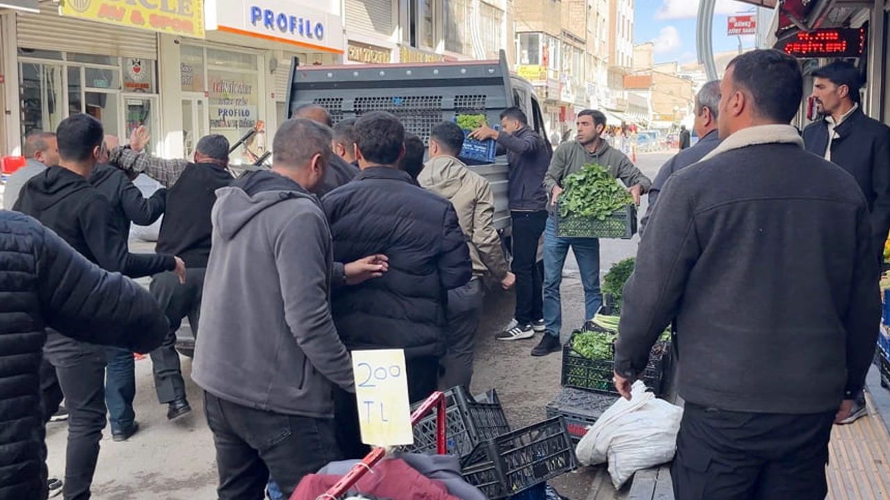 Van’da kaldırım işgali denetimi sürüyor
