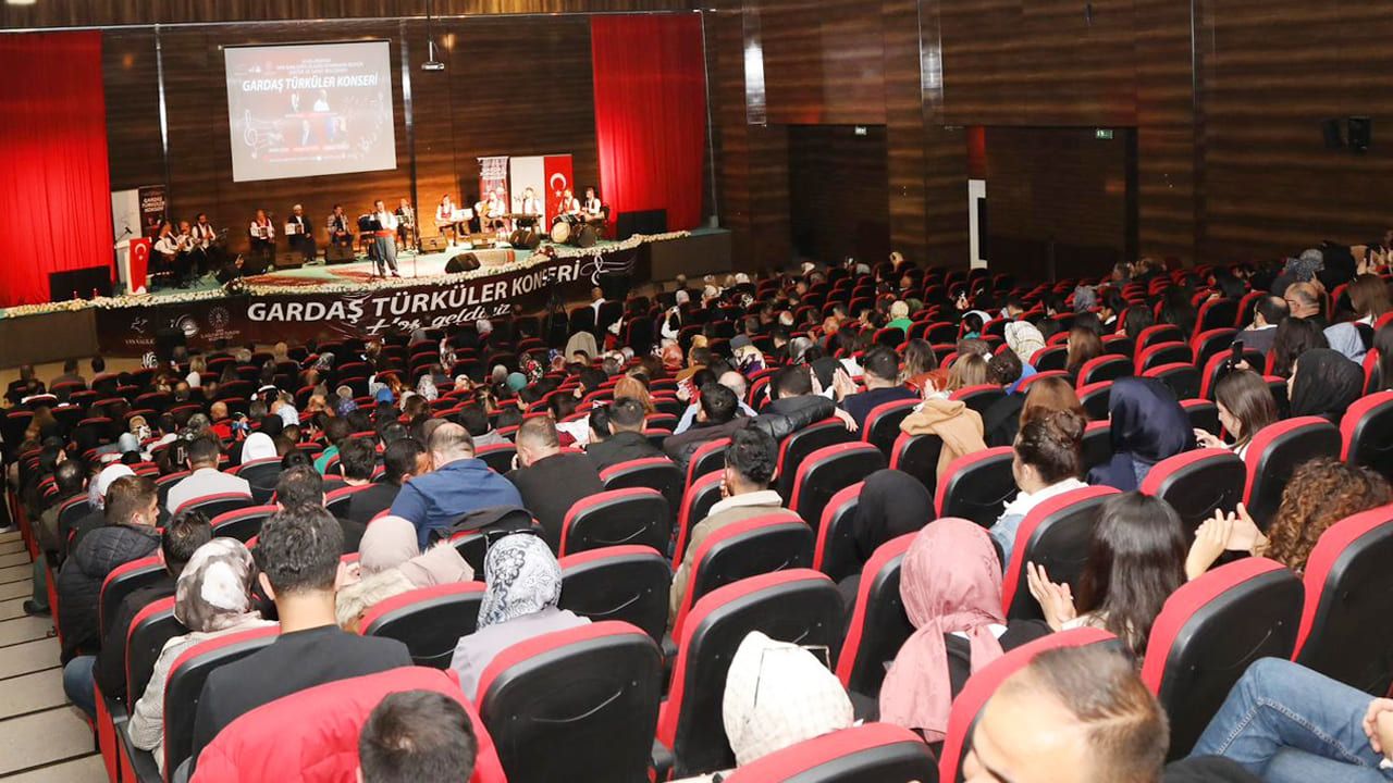 Van’da kültürel kardeşlik rüzgârı esti