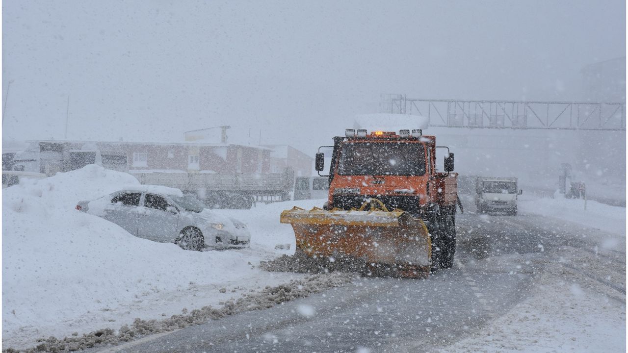 Bitlis’te 128 köy yolu ulaşım sağlanmıyor