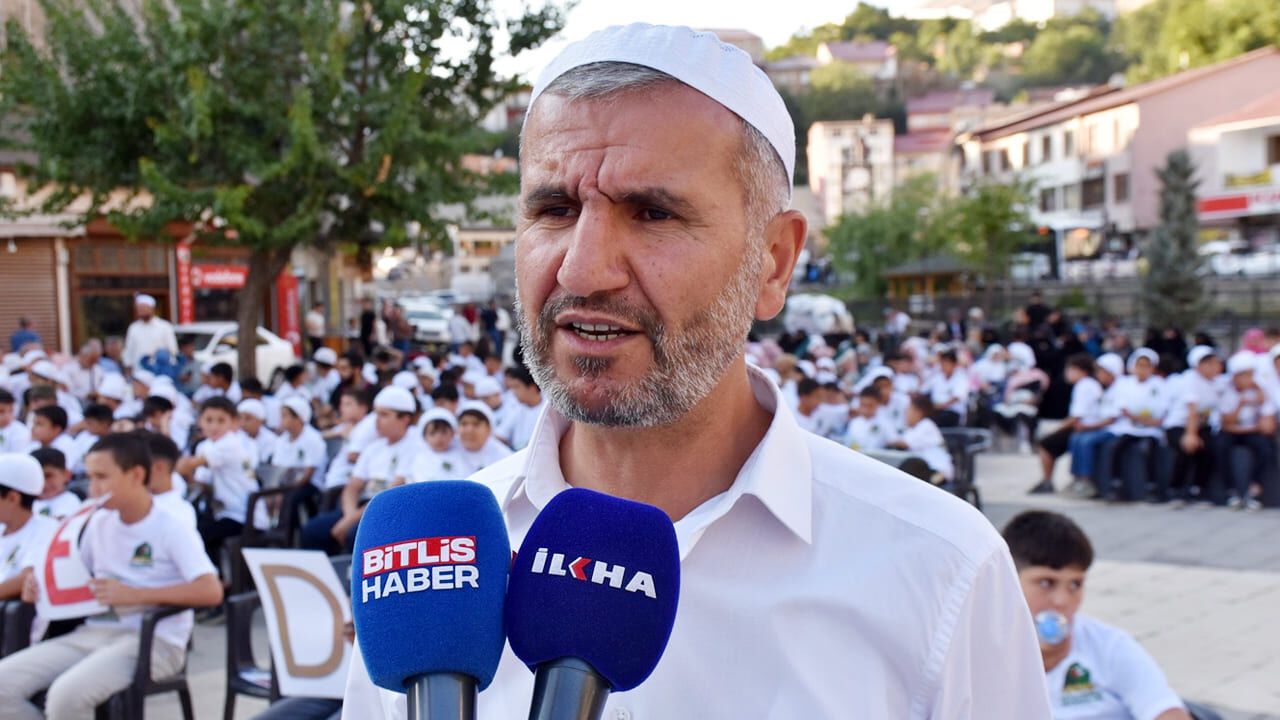 Bitlis’te “Hayat Namazla Güzeldir” programına yoğun ilgi