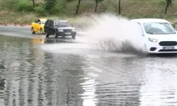 Iğdır'da sel suları nedeniyle evleri su bastı