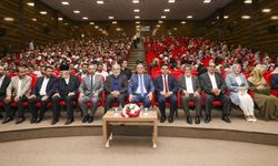  Van’da ‘Merhamet Ocağı Ailemiz’ konferansı düzenlendi