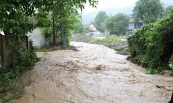 Meteorolojiden çok kuvvetli, yer yer şiddetli yağış uyarısı