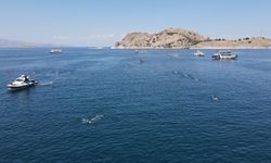 Van'da  Yüzme Festivali sona erdi