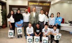 Gürpınar Belediye'sinden LGS'de başarılı olan öğrencilere ödül