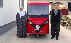Vanlı Genç anne ve babası için elektrikli araba dizayn etti