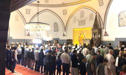 Van'da aileler sabah namazında buluştu 