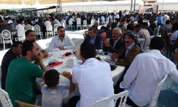 Van’da  Düğünde Gelin ve Damada Takılan Takı Dudak Uçuklattı