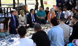 Milli Eğitim Bakanı Tekin, Van'da öğretmenlerin sorunlarını dinledi
