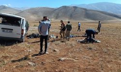 Van'da minibüs takla attı: Çok sayıda yaralı var!