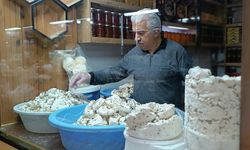 Van'ın Tescilli Otlu Peyniri, Sofraların Vazgeçilmezi Olmaya Devam Ediyor