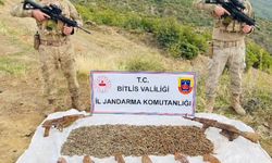 Bitlis'te toprağa gömülü mühimmat ele geçirildi