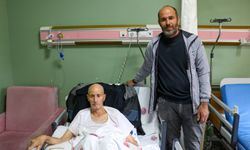73 yaşındaki  adam 38 günlük yaşam mücadelesini kazandı