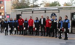 Van İl Emniyet Müdürlüğü Ekiplerinden örnek davranış