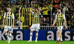 Fenerbahçe Trabzonspor'a yenildi, liderliği Galatasaray'a kaptırdı