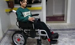 Vanlı Amcan, yıllardır tekerlekli sandalye hayali kuran kadının yüzünü güldürdü