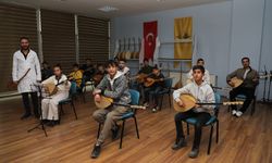 Van’da Bağlama kursuna Yoğun İlgi