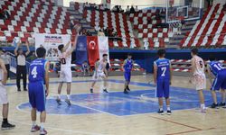 Okul sporları müsabakalarla başladı