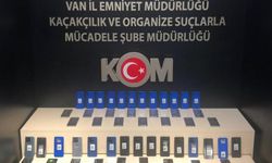 Van’da çok sayıda Cep Telefon ve Sigara ele geçirildi