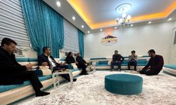 HÜDA PAR İpekyolu Belediye Başkan Adayı Bor, ev ziyaretlerinde bulundu