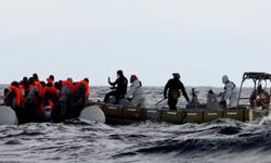 Göçmen teknesi alabora oldu: 7 ölü 12 yaralı