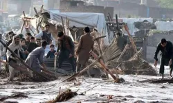 Pakistan'da şiddetli yağışlar heyelana yol açtı: 17 ölü, 23 yaralı