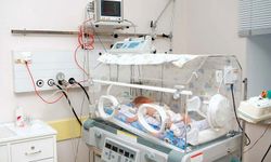 Sağlık Bakanı Koca, yenidoğan bebeklerdeki işitme kaybına dikkat çekti