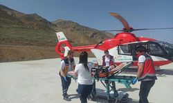 Van'da ambulans helikopter 11 yaşındaki epilepsi hastası havalandı