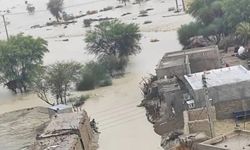 İran'da şiddetli yağışlar sele yol açtı: 10 ölü 