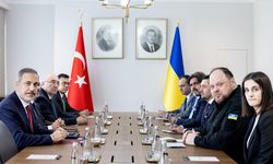 Dışişleri Bakanı Fidan, Ukrayna Meclis Başkanı ile bir araya geldi