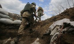 Rusya, Ukrayna'nın kuzeydoğusundaki kente saldırdı