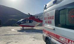 Van'da ambulans helikopter 18 yaşındaki hasta için havalandı