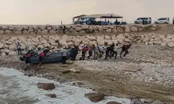 Van Gölü’nde kaybolan gencin arama çalışmalarına ara verildi