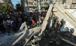 Gazze'deki hükümet: 7 Ekim'den bu yana Nusayrat'ta 17 okul ve sığınma merkezi bombalandı