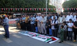 Adana'da Yahya Sinvar için gıyabi cenaze namazı kılındı, yürüyüş düzenlendi