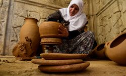 Bitlis'te üretilen çömlekler Van'da büyük ilgi görüyor