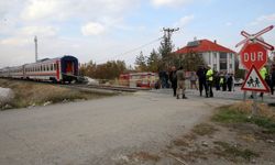 Muş'ta  tren kazası  ölü ve  yaralı var