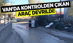 Van'da kaygan yolda kontrolden çıkan araç devrildi!