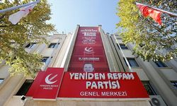 Yeniden Refah Partisi'nde istifa