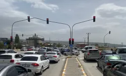 Van Edremit Yolu Neden Kapatıldı? Vatandaşlar Duruma Tepki Gösterdi
