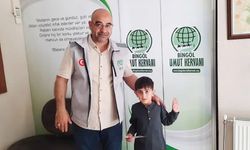 Minikler paralarını Gazze için bağışladı
